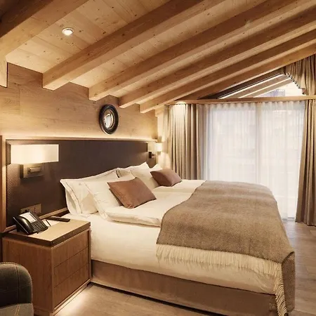 别墅 Alpine Chalet - 10 Bedrooms *
