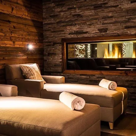 Villa Alpine Chalet - 10 Bedrooms *